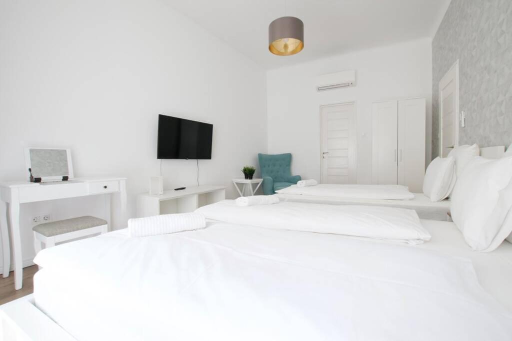 Premium Apartment By Hi5-Vaci Str. 3 Bedroom Budapesta Exterior foto